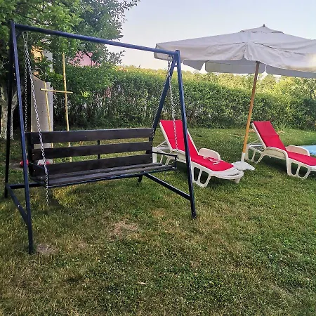 Savinacki Kutak Apartamento Takovo